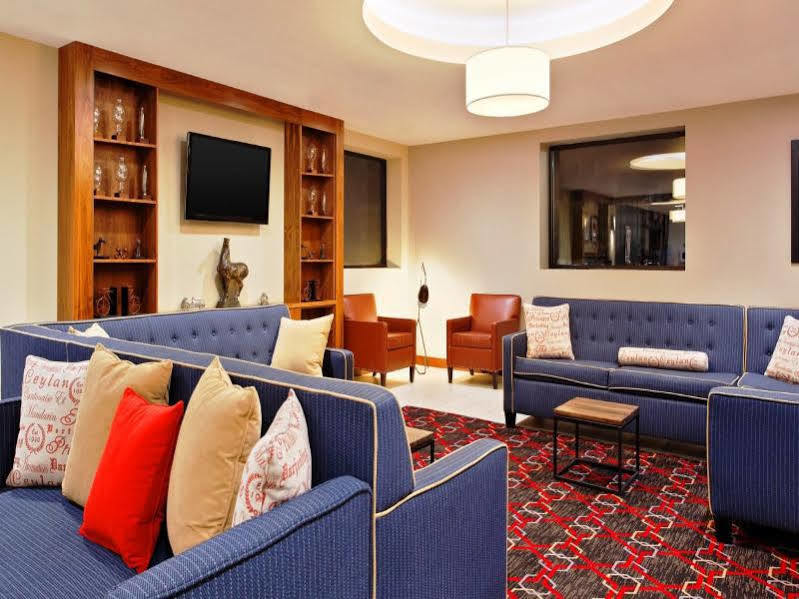 Four Points By Sheraton Колидж Стейшън Екстериор снимка