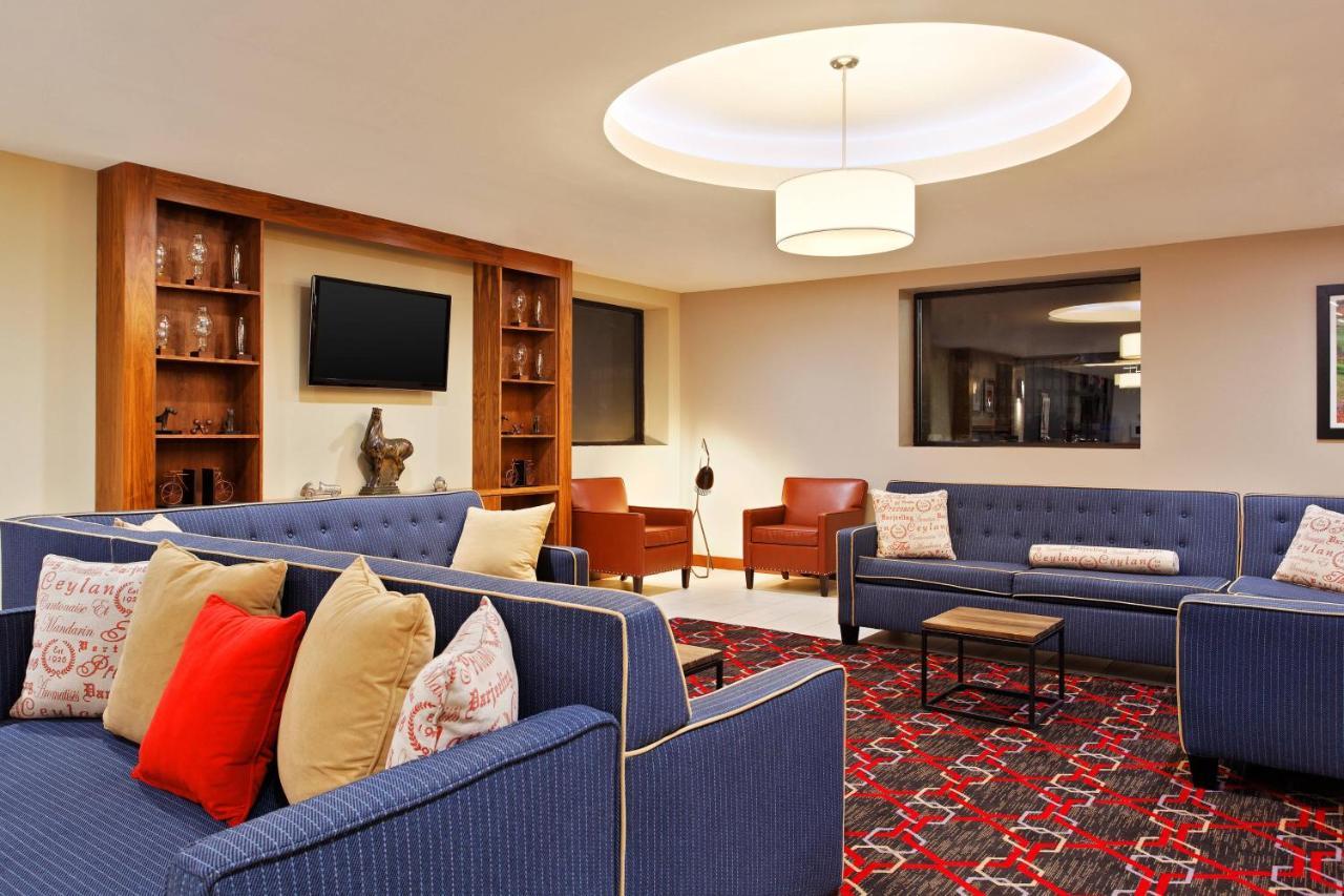 Four Points By Sheraton Колидж Стейшън Екстериор снимка